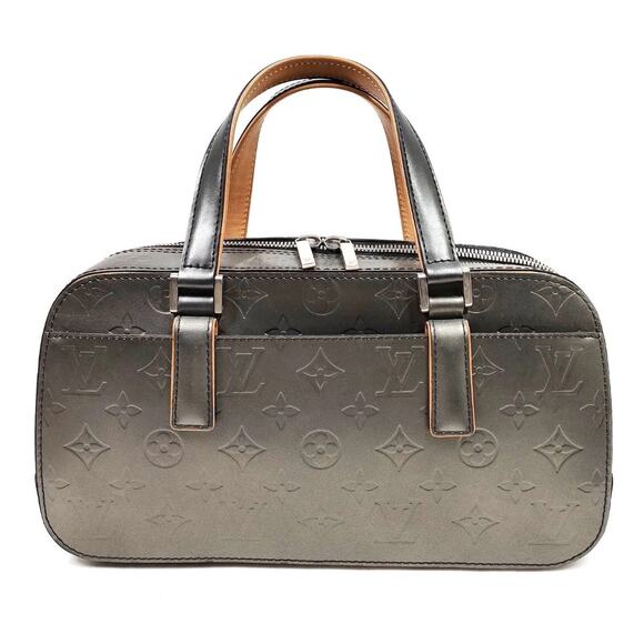 Louis Vuitton Monogram Shelton Pristine